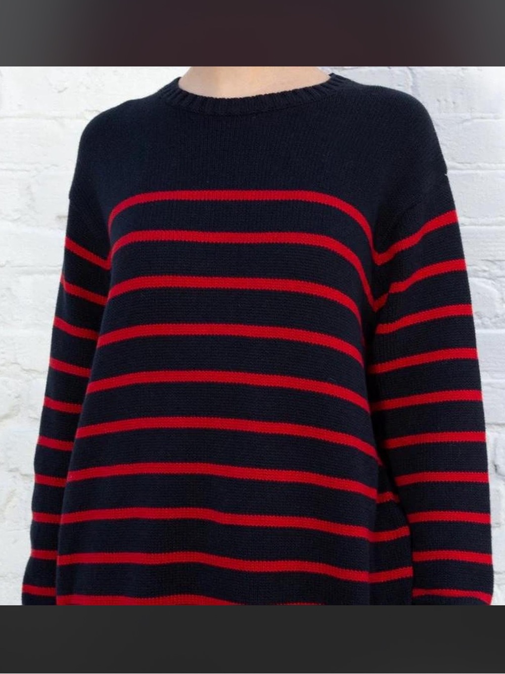 brandy melville sweater navy and red stripes (one size)
